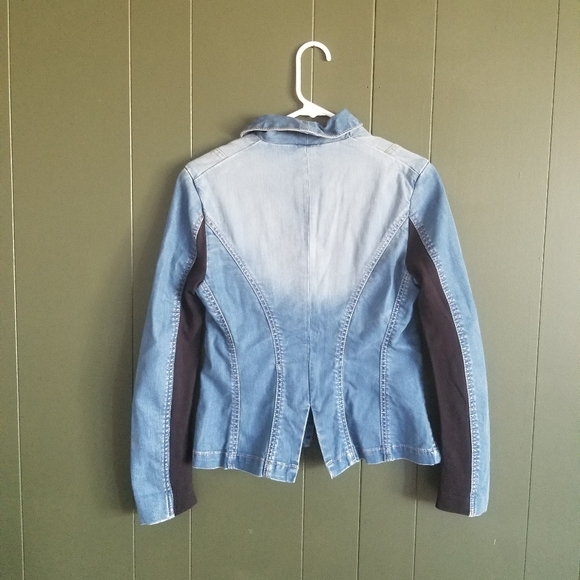 BCBG Maxazria Jean Jacket size Small - Picture 4 of 4